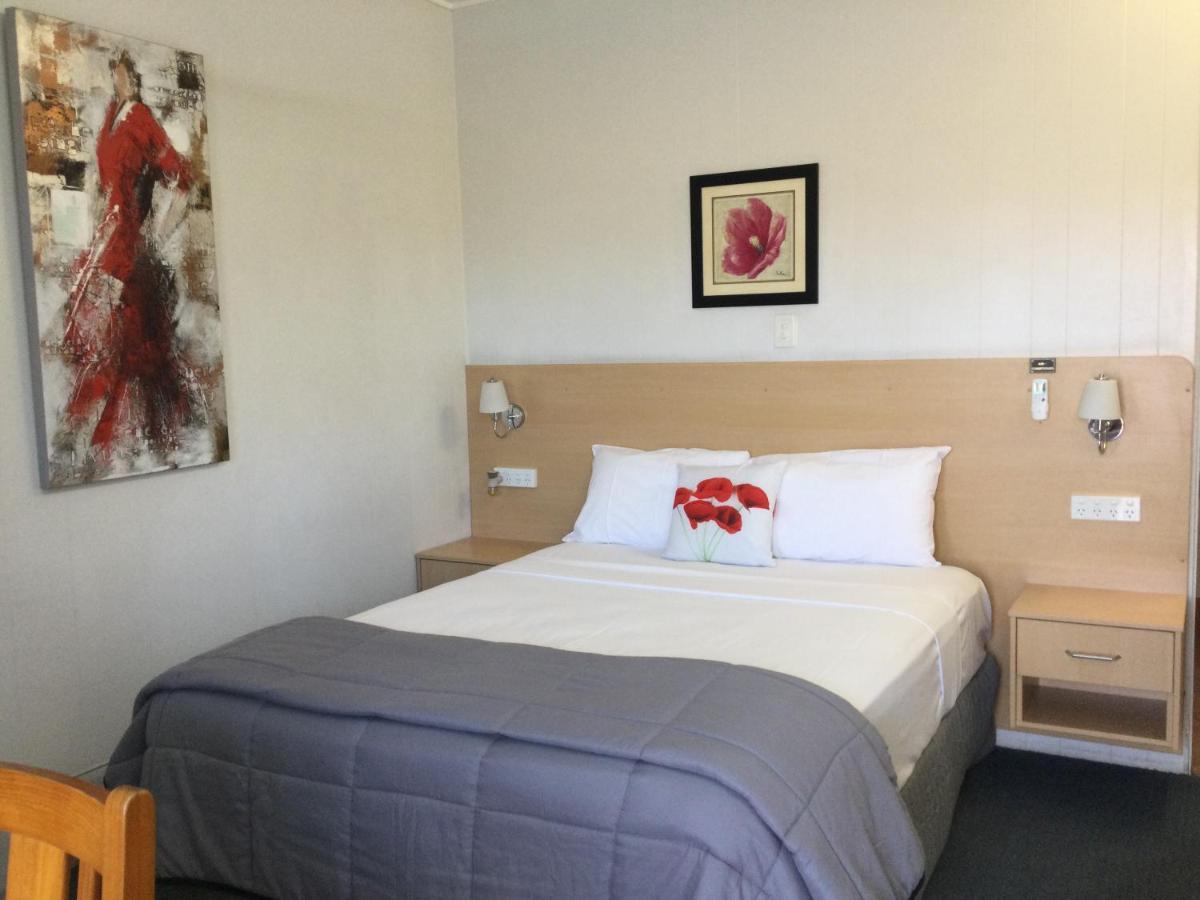 Ayrline Motel 외부 사진