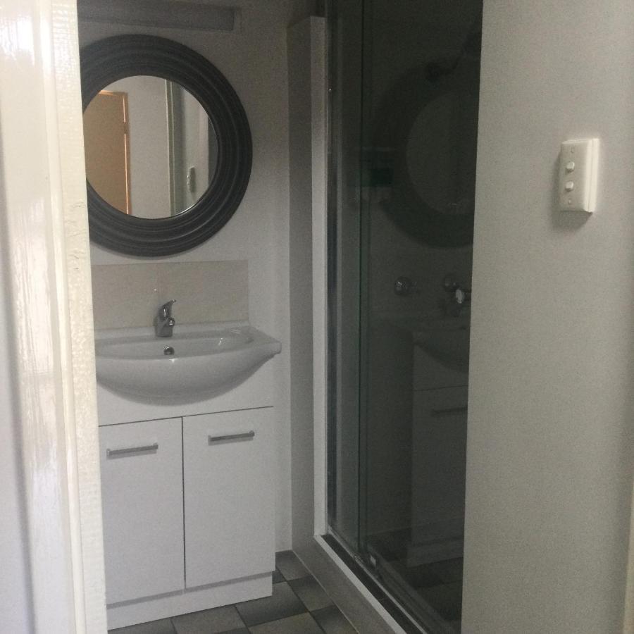 Ayrline Motel 외부 사진
